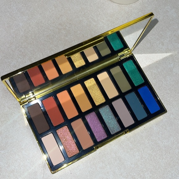 🆕🖤KAT VON D: 10th ANNIVERSARY PALETTE - Picture 4 of 9